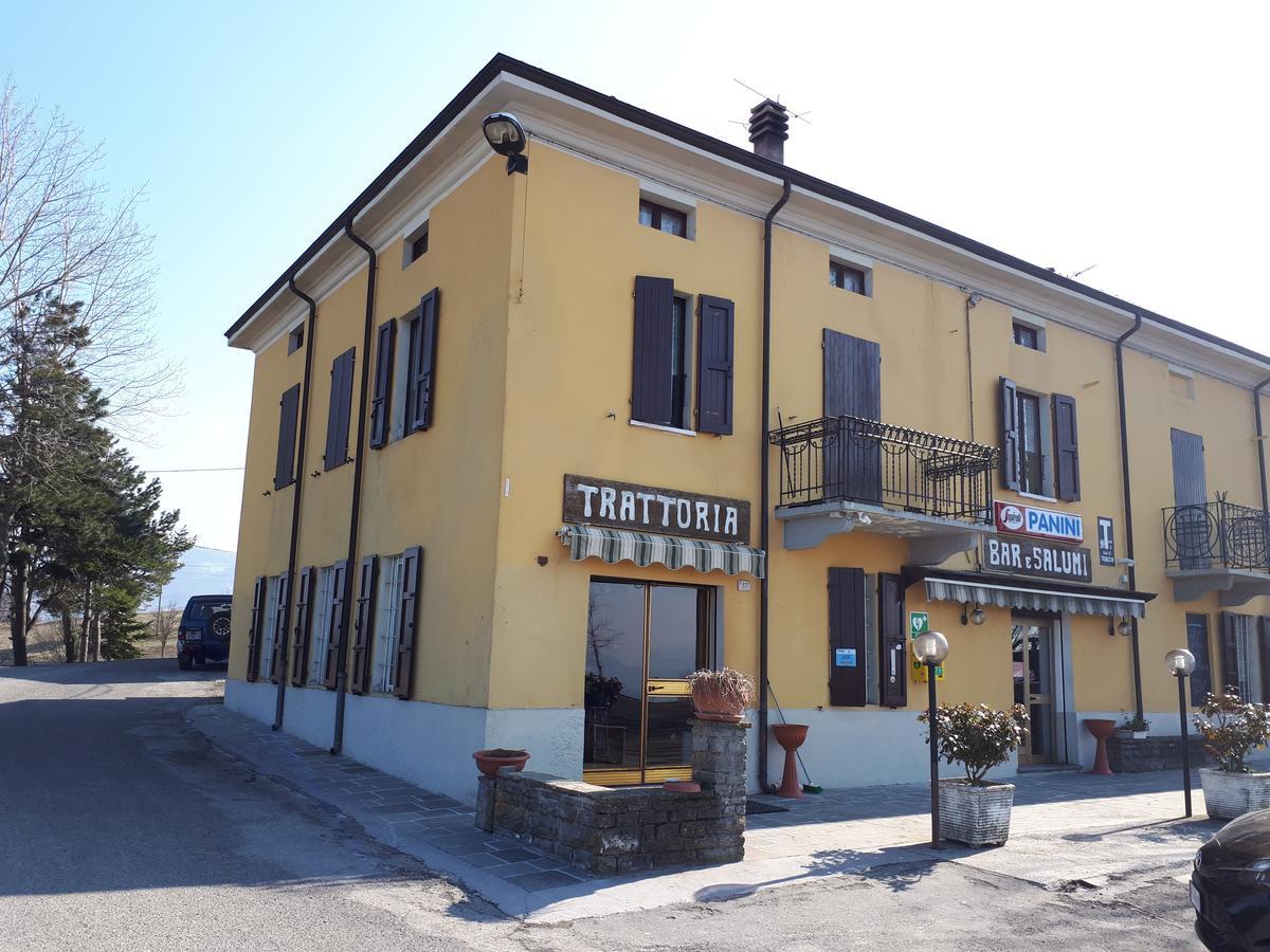 Trattoria Cattani Hotel Medesano Eksteriør billede